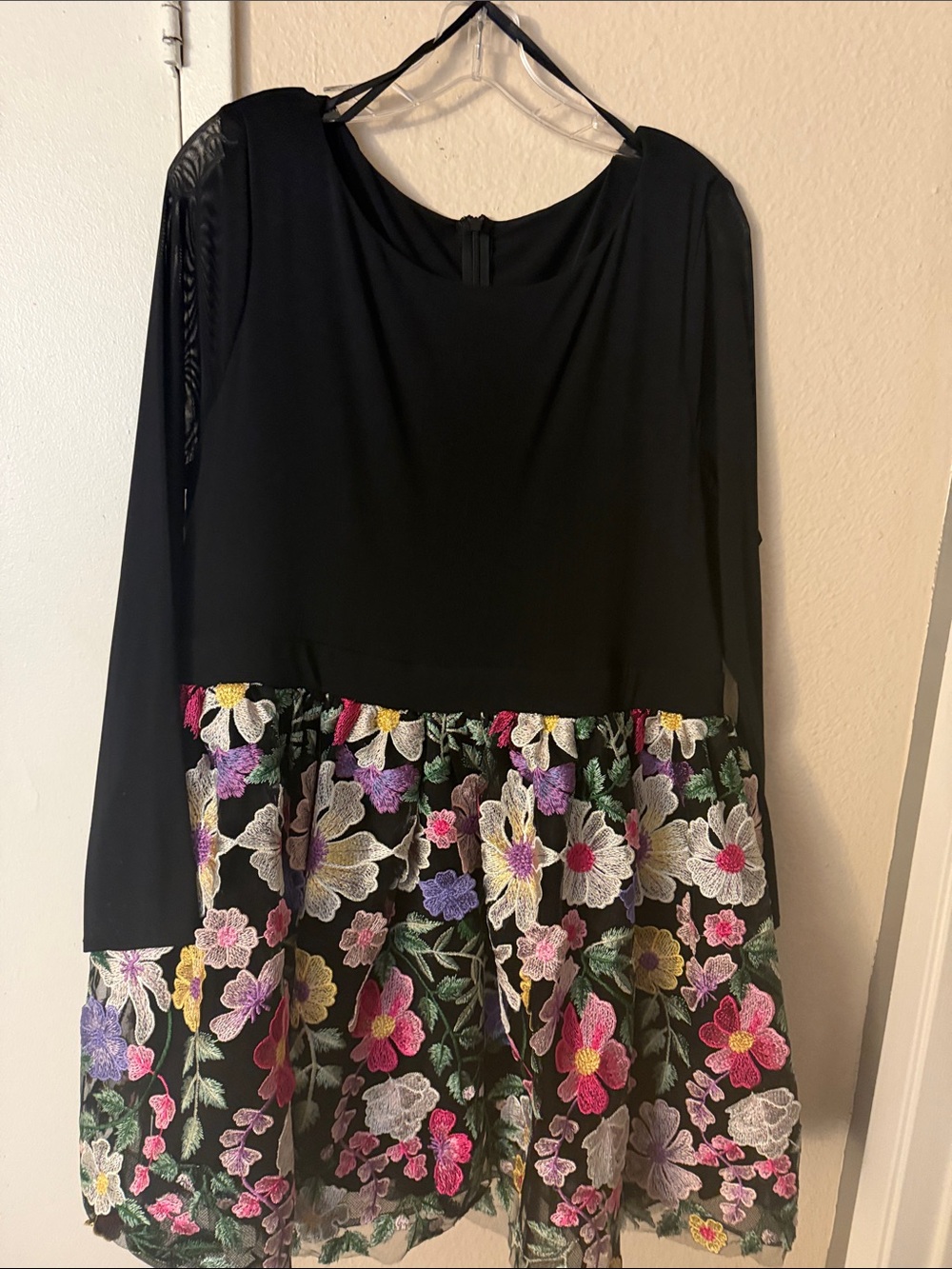 Mac Duggal Black Floral Embroidered Long-Sleeve Party Dress.